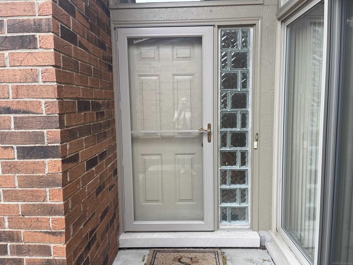 Property Photo:  49230 Chestnut Hill Court  MI 48315 