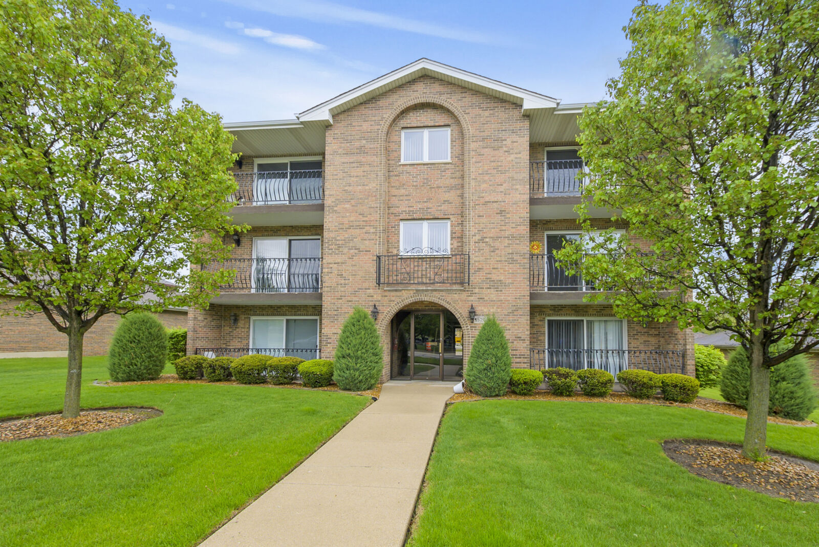 Property Photo:  15255 West Avenue 3S  IL 60462 