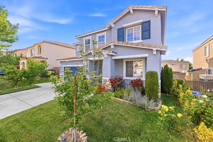 Property Photo:  37527 Persimmon  CA 93551 