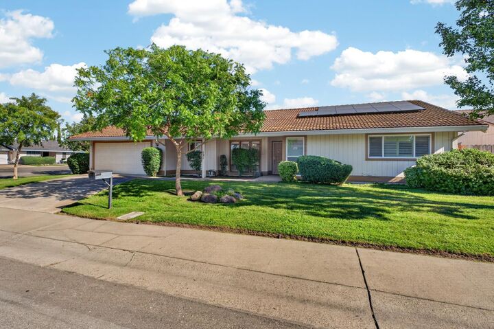 Property Photo:  131 Parkshore Circle  CA 95831 