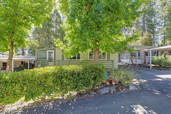 Property Photo:  975 Amber Loop  CA 95945 
