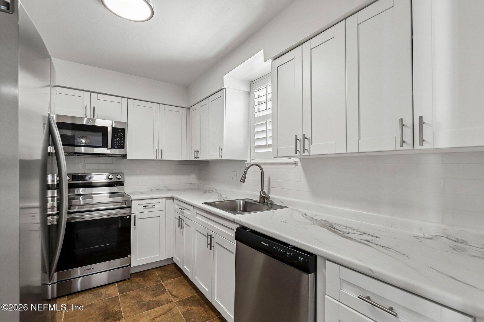 Property Photo:  1735 El Camino Road 2  FL 32216 