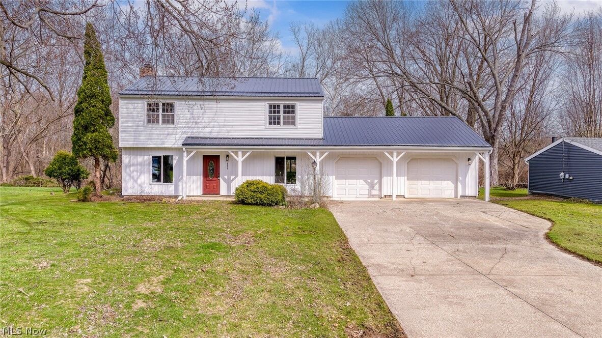 Property Photo:  8051 Wren Drive  OH 44056 