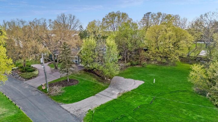 Property Photo: 2308 Huntington Point Road E MN 55391