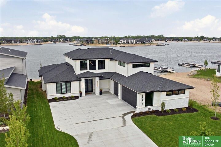 Property Photo:  6214 N 289th Circle  NE 68064 