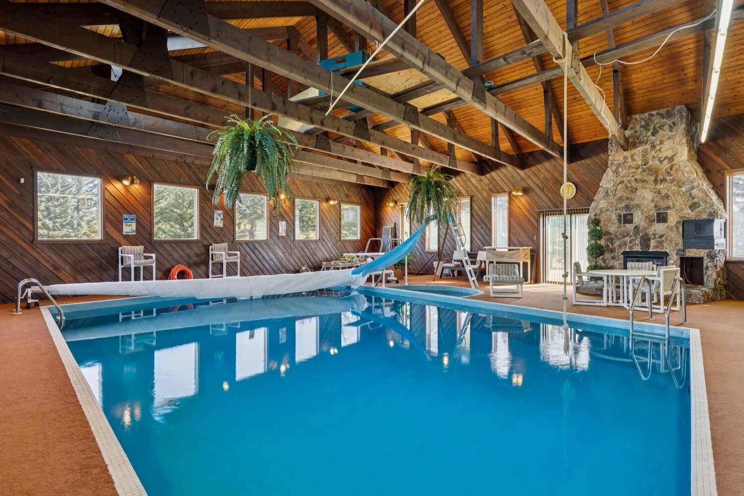 Property Photo:  302 Macleod Trail  AB T1S 5J4 