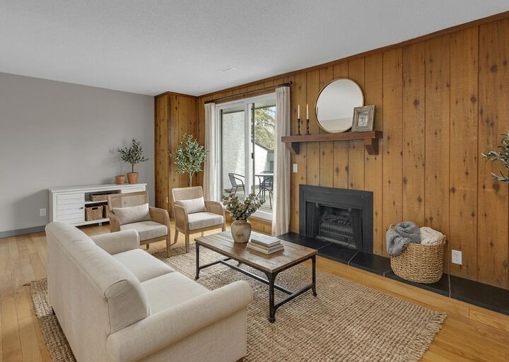 Property Photo:  2520 Palliser Drive SW 1808  AB T2V 4S9 