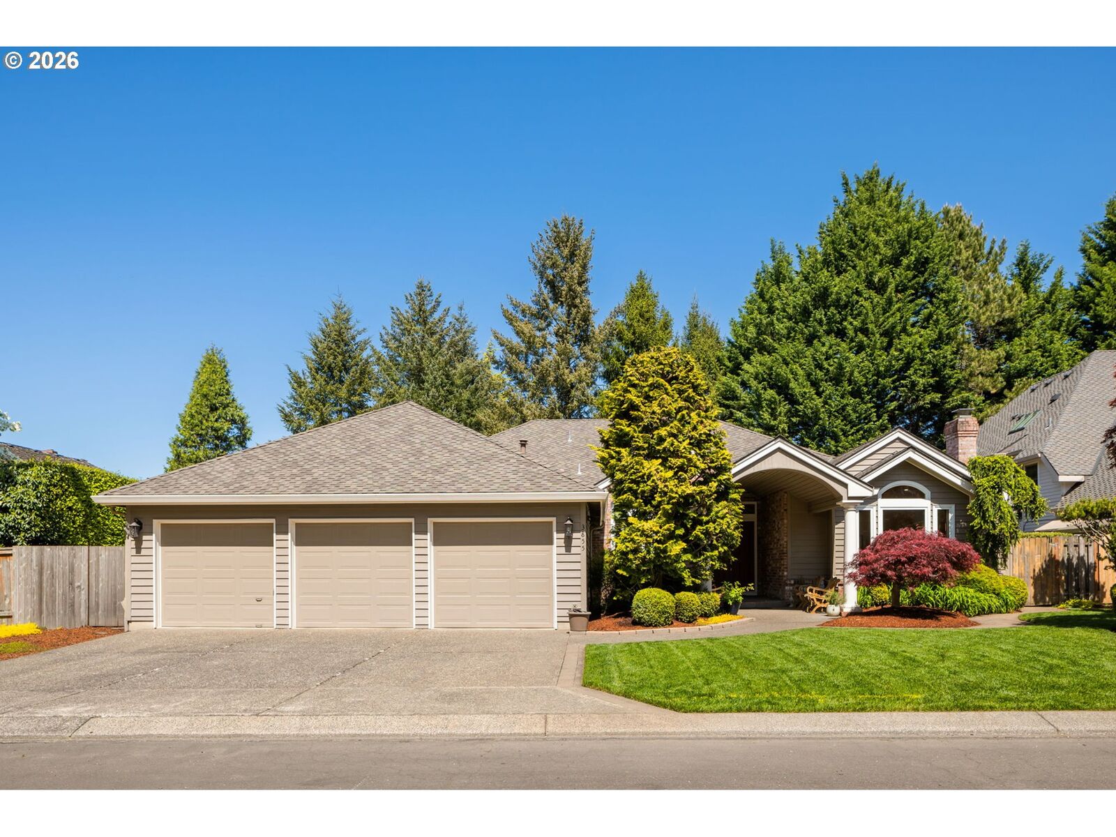 Property Photo:  3855 Rivers Edge Dr  OR 97034 