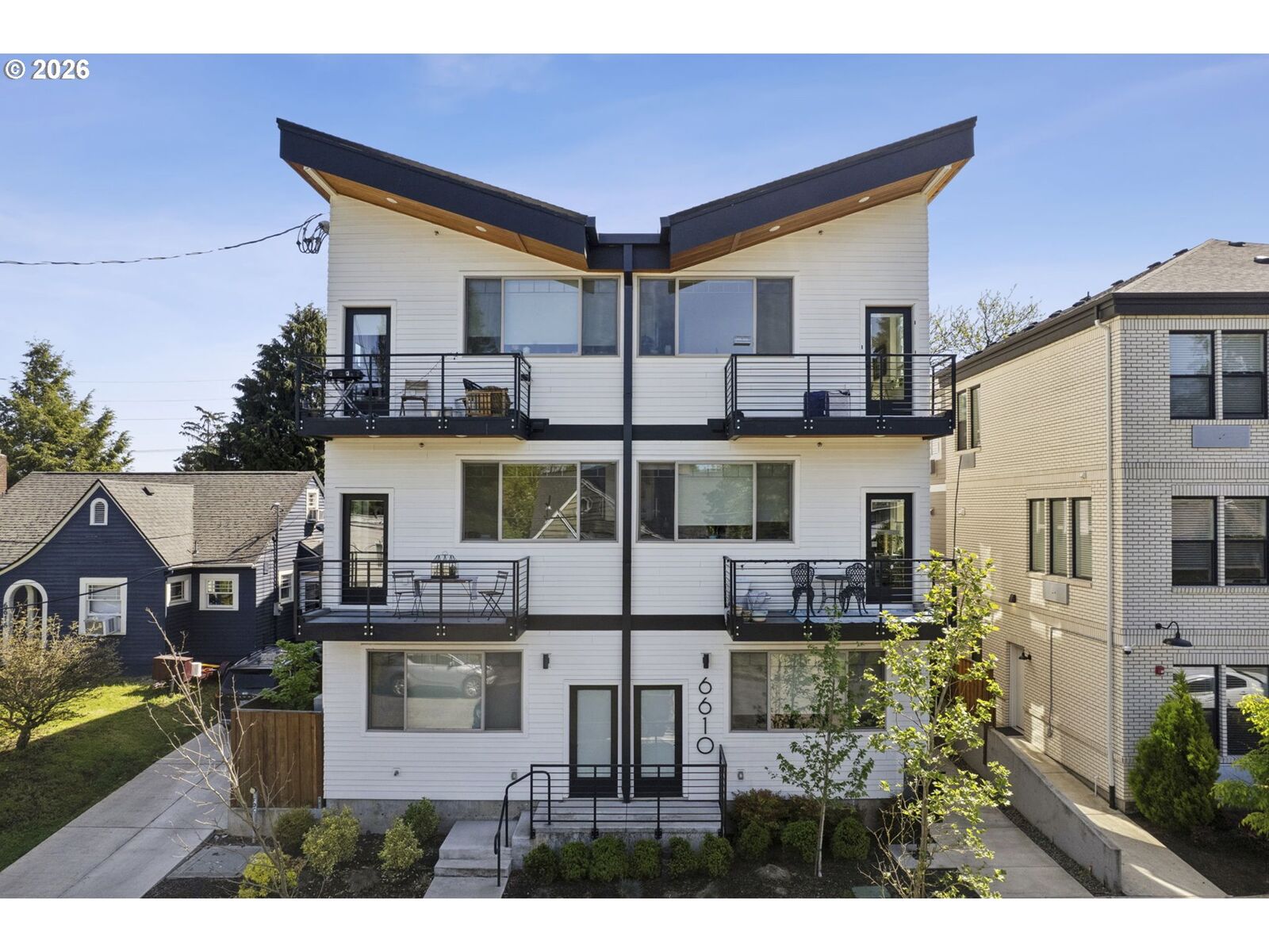 Property Photo:  6610 N Greenwich Ave 5  OR 97217 