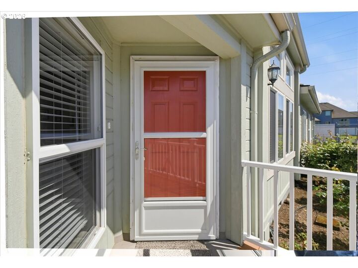 Property Photo:  16500 SE 1st St 27  WA 98684 
