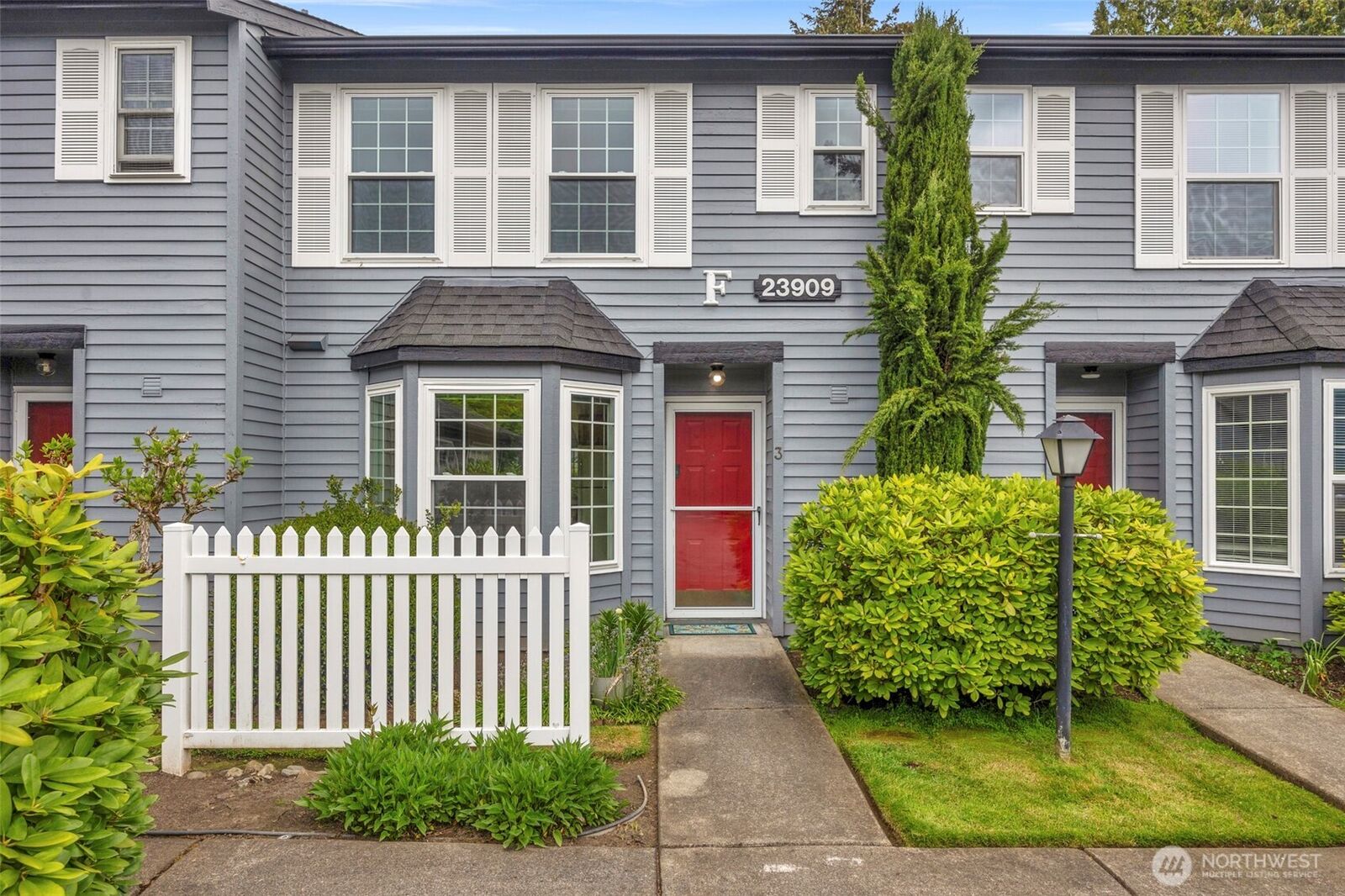 Property Photo:  23909  56th Court S F3  WA 98032 