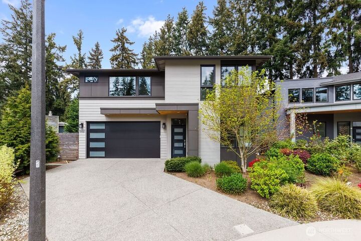 Property Photo:  15021  73rd Court NE  WA 98028 