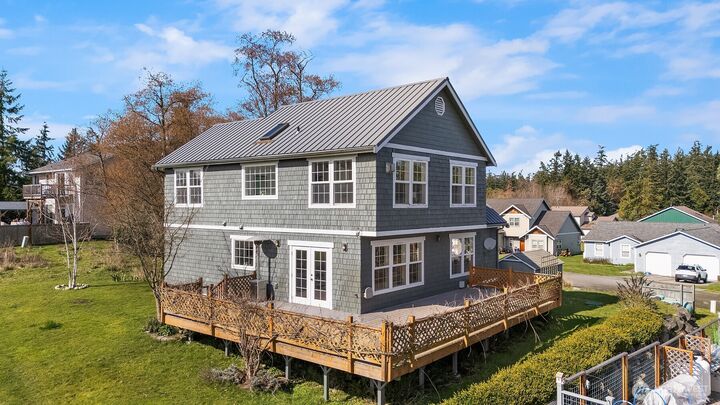 Property Photo:  1316  Backswing Lane  WA 98249 