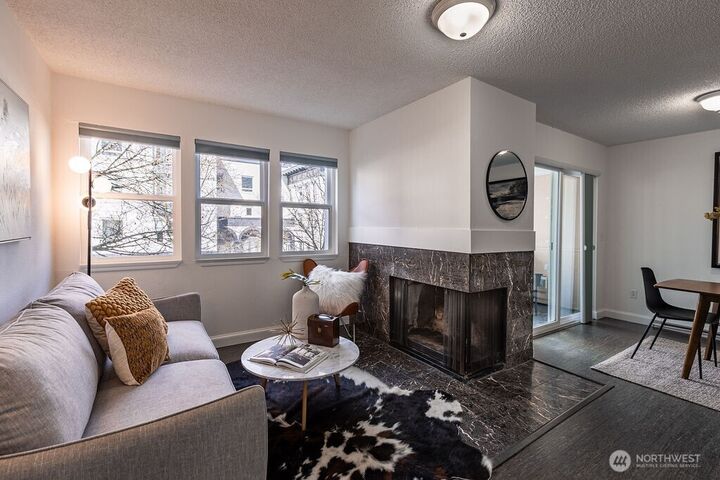 Property Photo:  2001 E Yesler 17  WA 98122 