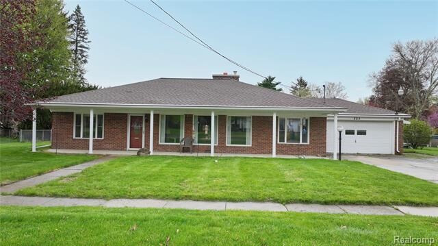Property Photo: 225 E Park Avenue MI 48433