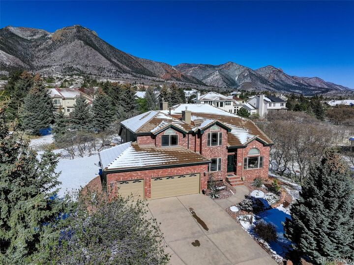Property Photo:  8370 Bluffview Way  CO 80919 