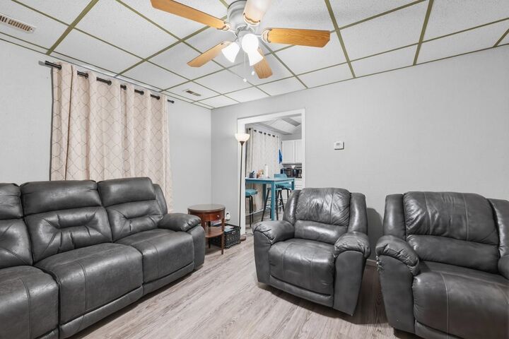 Photo de la propriété: 352 S Sheridan KS 67213
