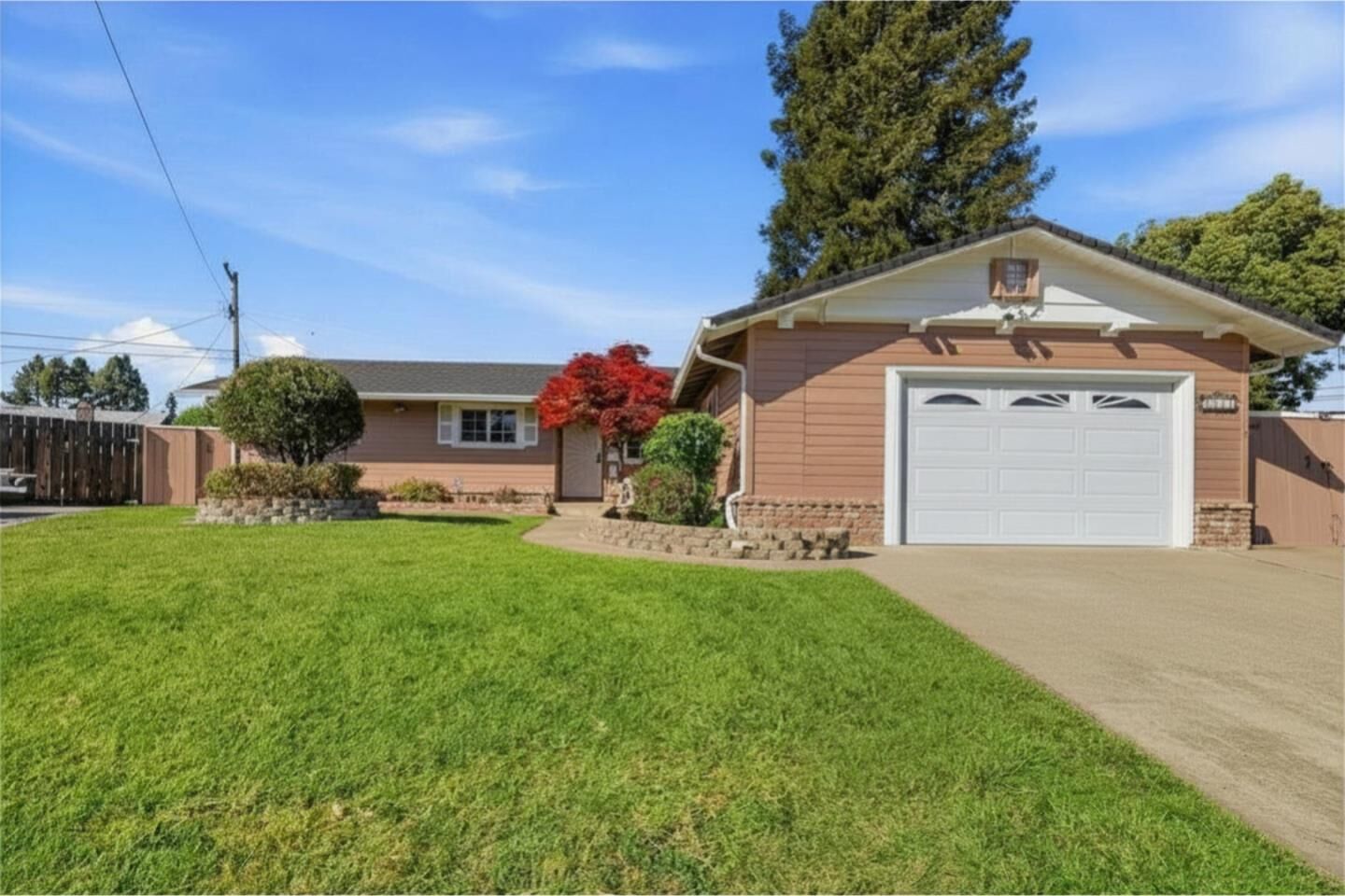 Property Photo:  8440 Diane Ct  CA 95020 