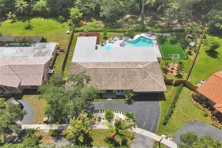 Property Photo:  1960 SW 51st Ter  FL 33317 
