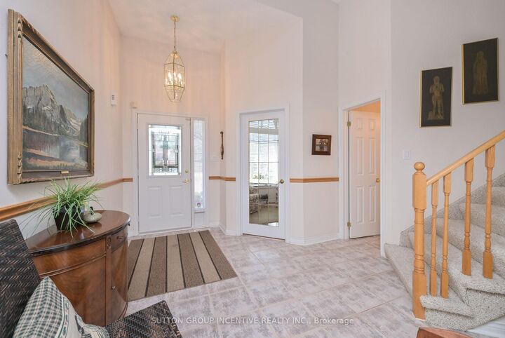 Property Photo: 17 Sunset Boulevard ON L9R 1Y8