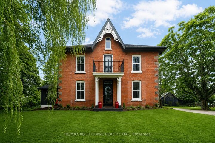 674217 Hurontario Street — photo 1