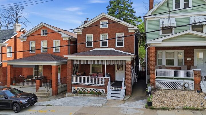 Property Photo:  2822 Brentwood Ave  PA 15227 