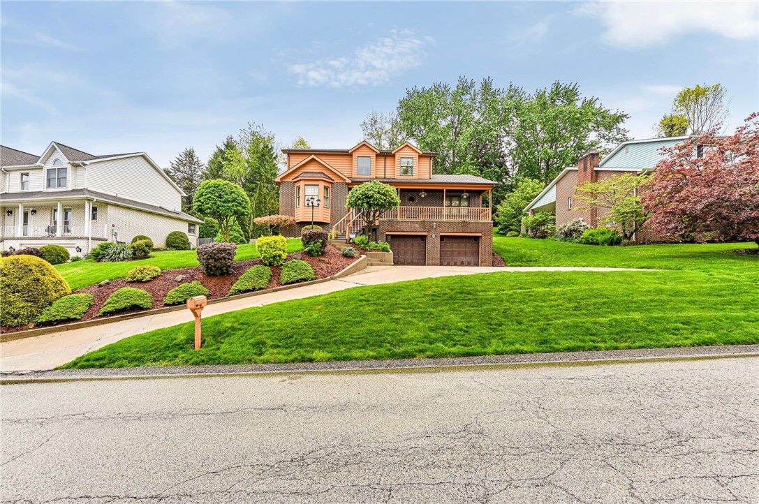 Property Photo: 691 Adele Dr PA 15642
