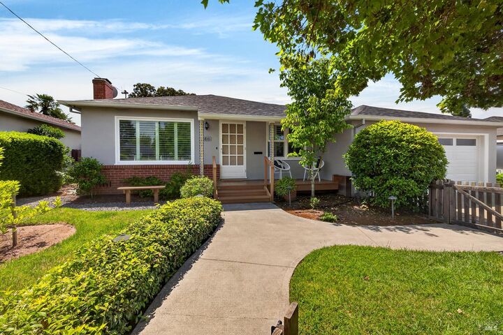 Property Photo:  1816 Leonard Avenue  CA 95405 