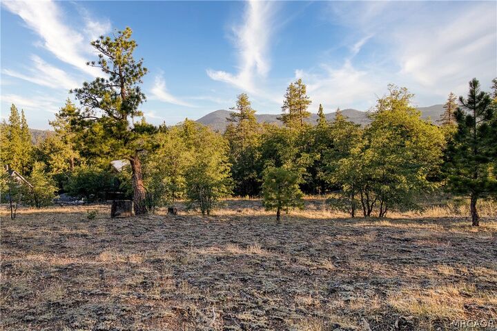 Property Photo:  40229 Beverly Lane  CA 92315 