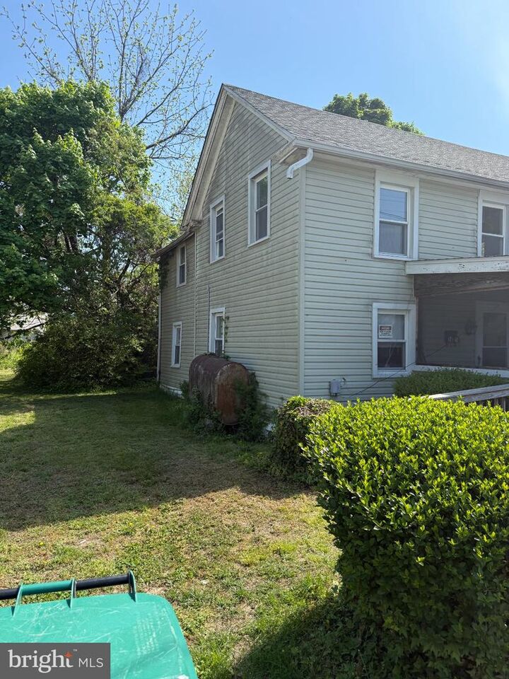 Property Photo:  215 1st Street  DE 19933 