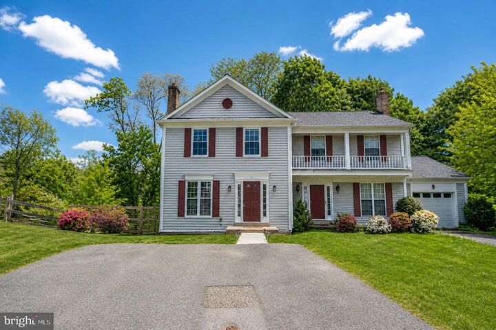 Property Photo: 11 Noblewood Court MD 20878