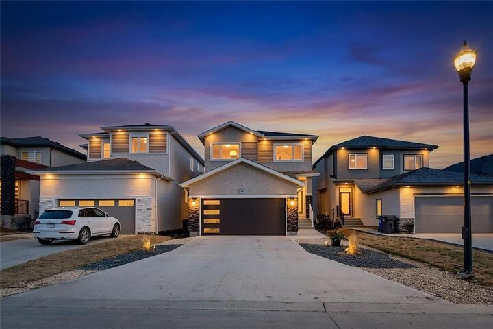 Property Photo:  50 Yaleton Street  MB R3Y 2H8 