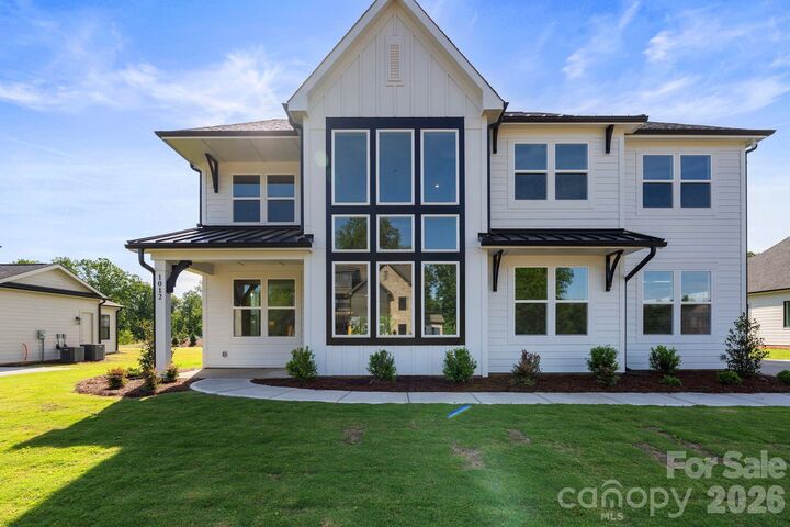 Property Photo: 1012 Courtney Lane 27 NC 28173