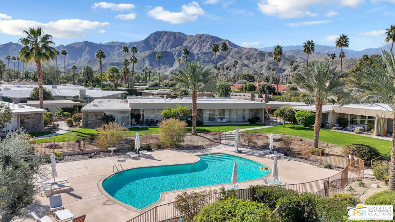 Property Photo:  1211 Tamarisk West St  CA 92270 