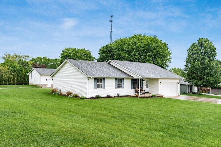 Property Photo:  6159 Watkins SW Road  OH 43062 