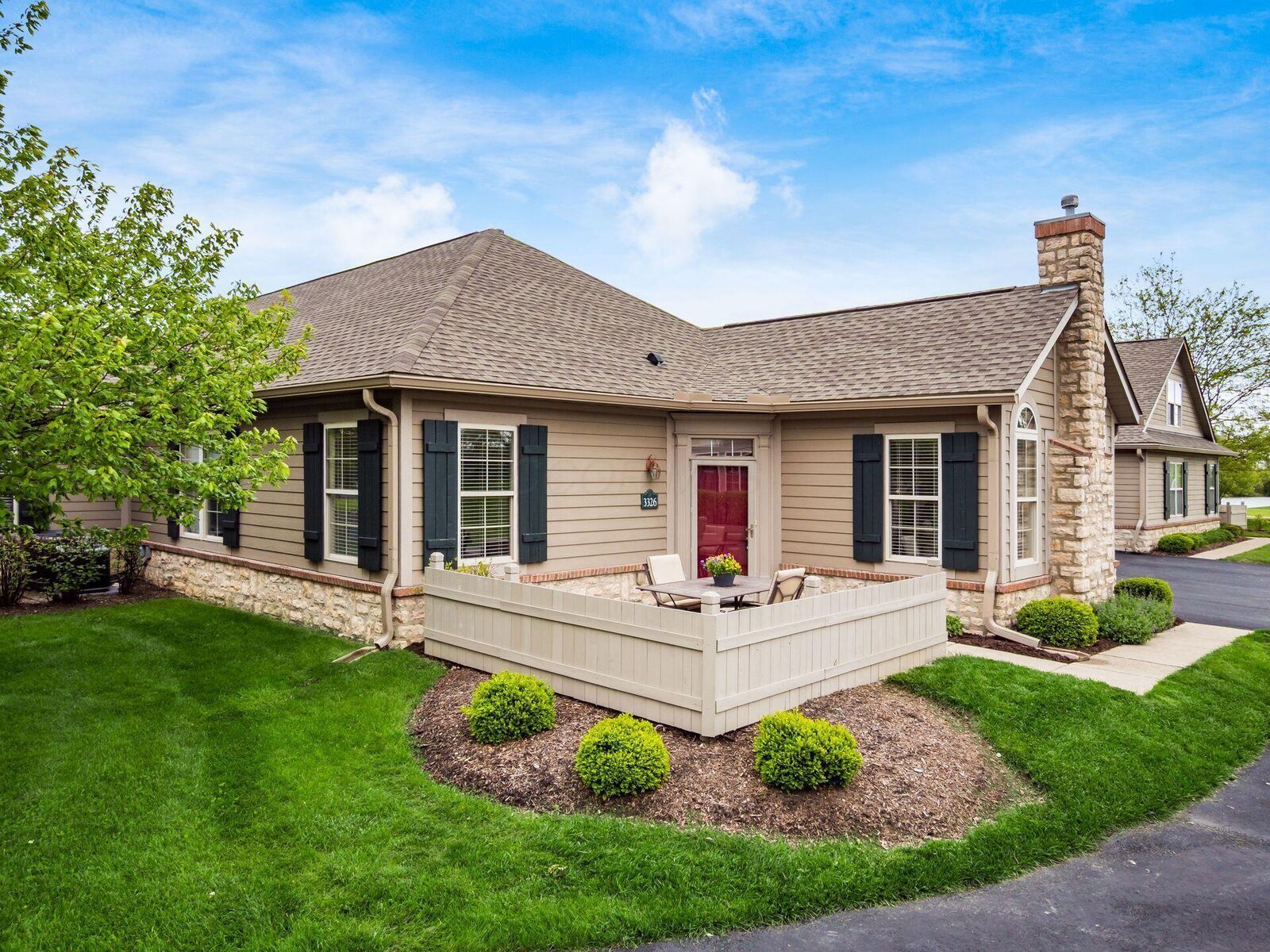 Property Photo:  3326 Timberside Drive  OH 43065 