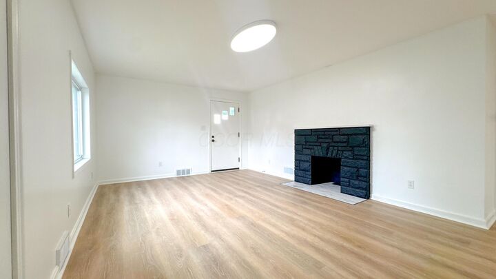 Property Photo:  754 Munson Avenue  OH 43701 
