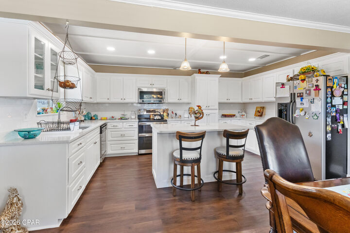 Property Photo:  4633 Park Street  FL 32404 