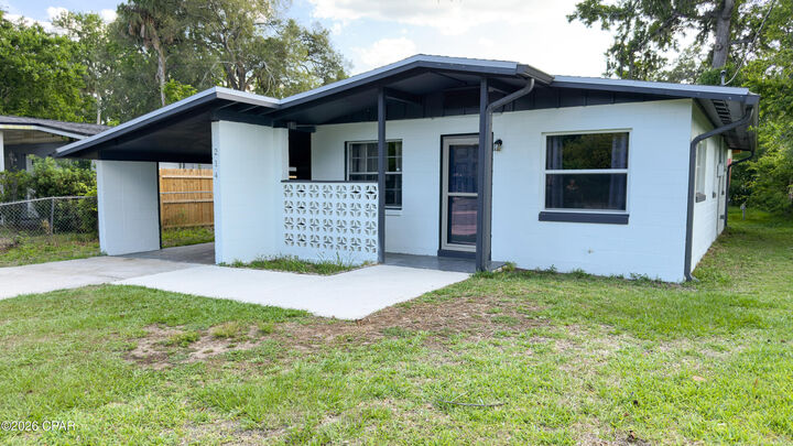 Property Photo:  214 Graham Street  FL 32114 