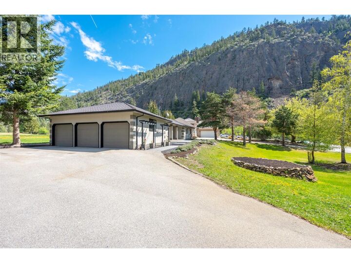 Property Photo: 178 Range Road BC V0H 1K0