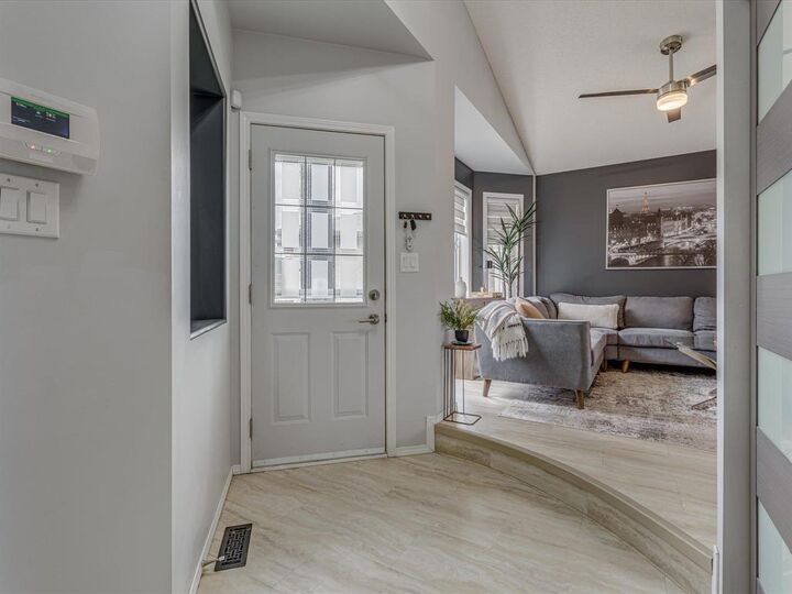 Property Photo:  188 Orum Drive  MB R3W 1P1 