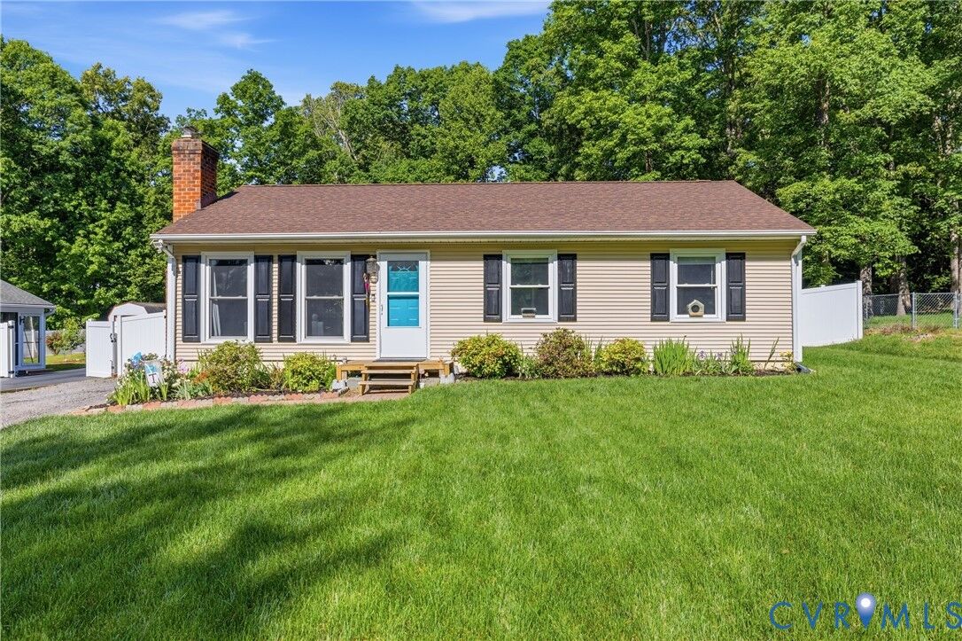 Property Photo:  5112 Rollingway Rd  VA 23832 