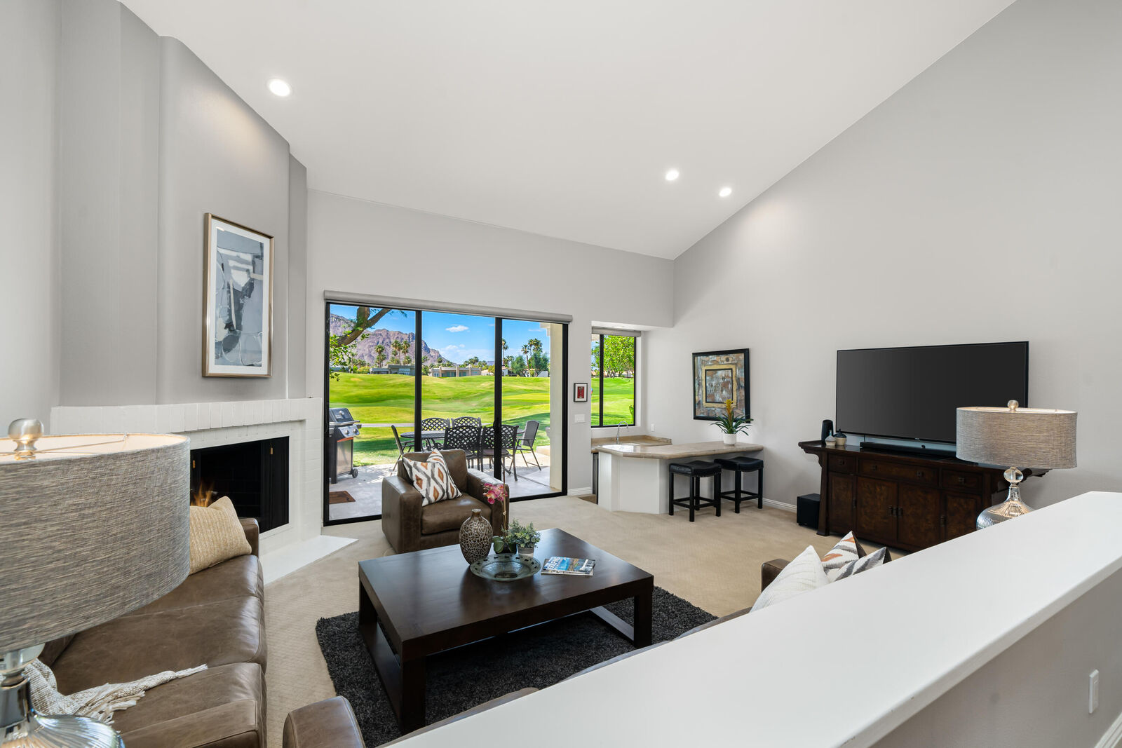 Property Photo:  55395 Southern Hills  CA 92253 