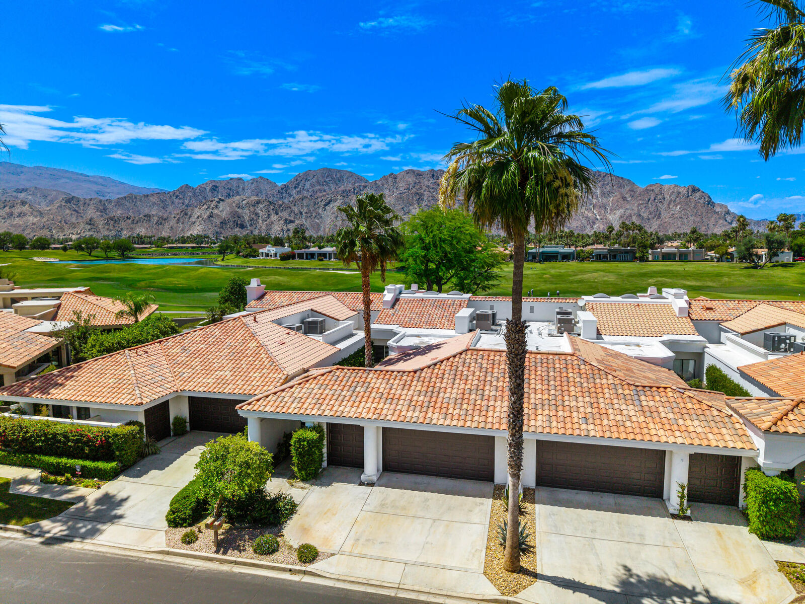 Property Photo: 55395 Southern Hills CA 92253
