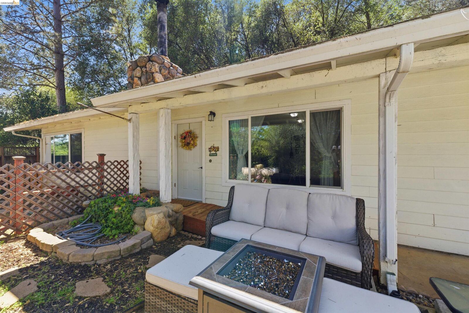 Property Photo:  376 Calaveras Way  CA 95370 