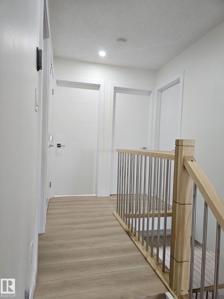 Property Photo: 20 Hunt Road NW AB T5A 4C4