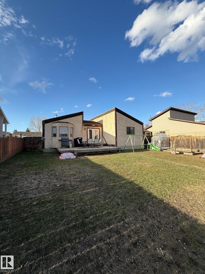 Property Photo: 5105 58 Avenue AB T0A 1A0