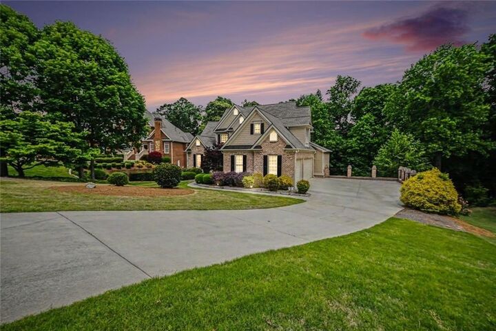 Property Photo: 4621 Chartwell Chase Court GA 30542
