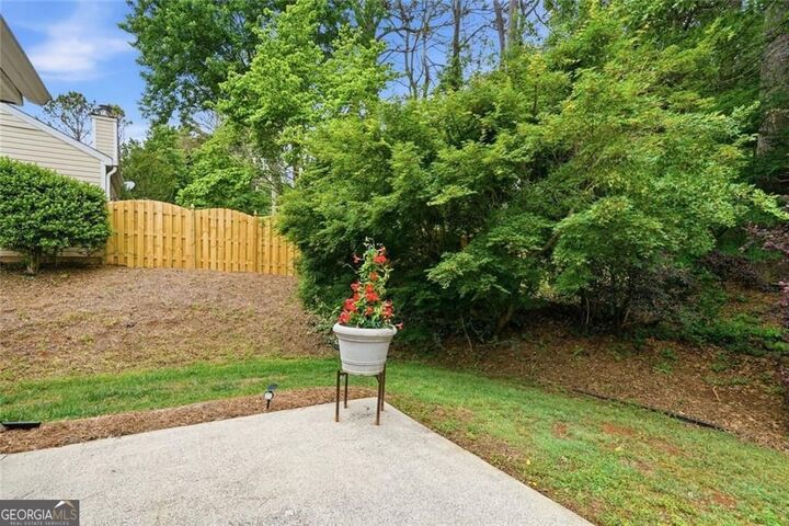 Property Photo: 511 Carrington Court GA 30115