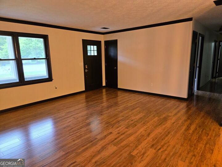 Property Photo:  1250 Westwood Court  GA 30017 